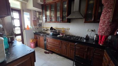 Kitchen Image of 2700 Sq.ft 4 BHK Apartment / Flat for sale in CGHS Developer Navyug Apartments, Sushant Lok Phase 1 Gurgaon for Rs. 43000000