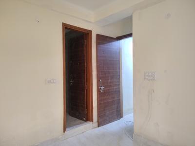 Bedroom Image of 650 Sq.ft 2 BHK Builder Floor for sale in Khanpur New Delhi for Rs. 3800000