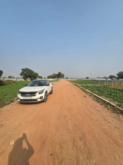 Chhatikara Main Image 1