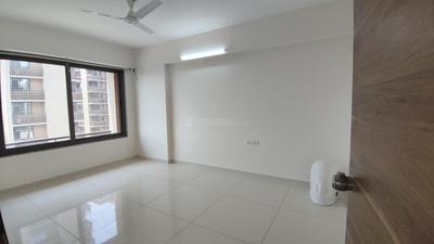 Bedroom Image of 2200 Sq.ft 3 BHK Apartment / Flat for rent in Shivalik Green View, Shantigram Ahmedabad for Rs. 60000