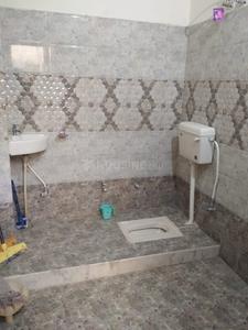 Bathroom Image of 1250 Sq.ft 3 BHK Penthouse for rent in 1st Pulia Jodhpur for Rs. 17000
