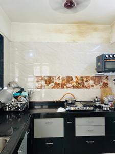 Kitchen Image of 900 Sq.ft 2 BHK Apartment / Flat for rent in Arun Developers Blu, Ravet Pune for Rs. 26000