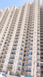 Image of 900 Sq.ft 2.5 BHK Apartment / Flat for sale in Signature Global The Millennia I, Sector 37D, Gurgaon for Rs. 8600000
