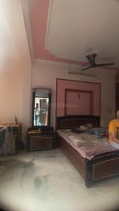 Bedroom Image of 450 Sq.ft 1 BHK Builder Floor for rent in Janakpuri New Delhi for Rs. 23000