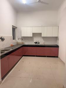 Kitchen Image of 3200 Sq.ft 4 BHK Villa for rent in Paramount Golfforeste Villas, Surajpur Greater Noida for Rs. 45000