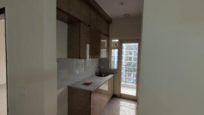 Kitchen Image of 1490 Sq.ft 2.5 BHK Apartment / Flat for rent in Panchsheel Wellington, Crossings Republik Ghaziabad for Rs. 24000