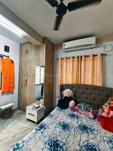 Bedroom Image of 700 Sq.ft 2 BHK Apartment / Flat for sale in Picnic Garden Kolkata for Rs. 3800000