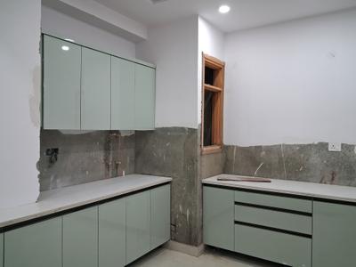 Kitchen Image of 1900 Sq.ft 4 BHK Apartment / Flat for sale in Malik Hindustan Apartment, Sector 104 Noida for Rs. 8100000