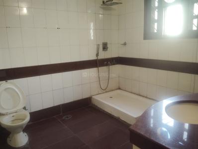 Image of 1400 Sq.ft 2 BHK Builder Floor for rent in Chittaranjan Park, New Delhi for Rs. 75000