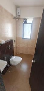 Bathroom Image of 850 Sq.ft 2 BHK Apartment / Flat for rent in Midcity Ocean Heights, Andheri West Mumbai for Rs. 85000