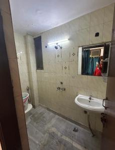 Bathroom Image of 600 Sq.ft 1 BHK Builder Floor for rent in Khirki Extension New Delhi for Rs. 18000