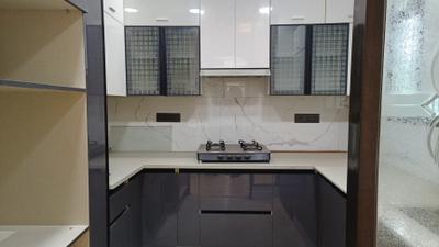 Kitchen Image of 1600 Sq.ft 2 BHK Builder Floor for rent in Chittaranjan Park New Delhi for Rs. 70000