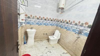 Bathroom Image of 1215 Sq.ft 3 BHK Builder Floor for sale in Wave City Ghaziabad for Rs. 8000000