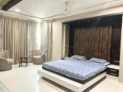 Bedroom Image of 3850 Sq.ft 5 BHK Penthouse for sale in Ambli Ahmedabad for Rs. 45000000