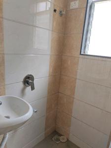 Common Bathroom Image of 700 Sq.ft 1 BHK Apartment / Flat for sale in Ulwe Navi Mumbai for Rs. 4000000