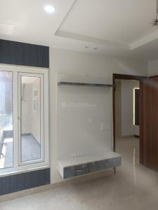 Bedroom Image of 1350 Sq.ft 3 BHK Apartment / Flat for sale in Model Town New Delhi for Rs. 22800000