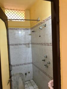 Bathroom Image of 1500 Sq.ft 3 BHK Apartment / Flat for rent in Indra Puri Colony Indore for Rs. 25000