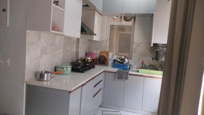 Kitchen Image of 1010 Sq.ft 2 BHK Builder Floor for rent in Signature Global City 92, Sector 92 Gurgaon for Rs. 24500