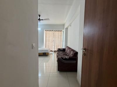 Bedroom Image of 1000 Sq.ft 2 BHK Apartment / Flat for rent in Pacifica Reflections, Vaishno Devi Circle Ahmedabad for Rs. 35000