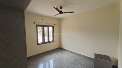 Bedroom Image of 1100 Sq.ft 2 BHK Builder Floor for rent in Judicial Layout Bengaluru for Rs. 32000