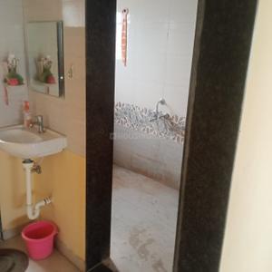 Bathroom Image of 800 Sq.ft 2 BHK Independent House for rent in Handewadi Pune for Rs. 10000