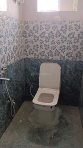 Bathroom Image of 700 Sq.ft 1 BHK Apartment / Flat for rent in Kondapur Hyderabad for Rs. 17000