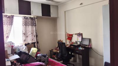 Bedroom Image of 950 Sq.ft 2 BHK Apartment / Flat for rent in Lohegaon Pune for Rs. 25000