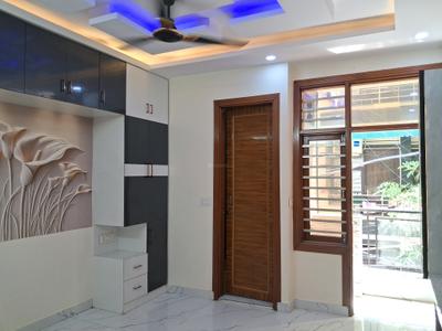 Bedroom Image of 1000 Sq.ft 3 BHK Builder Floor for rent in Uttam Nagar New Delhi for Rs. 30000