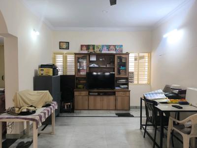 Living Room Image of 1200 Sq.ft 2 BHK Independent House for rent in Doctors Colony Bengaluru for Rs. 22000