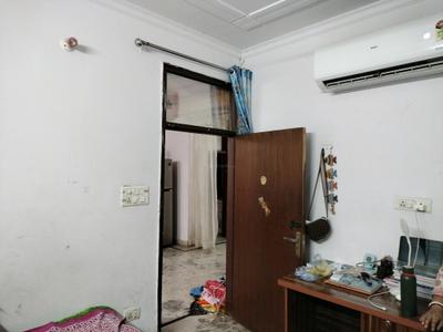 Bedroom Image of 980 Sq.ft 3 BHK Builder Floor for rent in Palam New Delhi for Rs. 22000