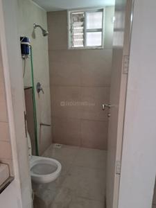 Bathroom Image of 1147 Sq.ft 2 BHK Apartment / Flat for sale in Gallops Developers Mayfair Meridian, Diwalipura Vadodara for Rs. 4900000