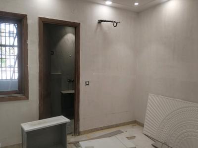 Bedroom Image of 1300 Sq.ft 3 BHK Builder Floor for sale in Sector 16 Rohini New Delhi for Rs. 22500000