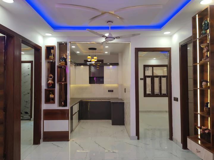 990 Sqft 3 BHK Flat for sale in Shivam Homes Nawada, New Delhi