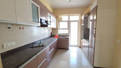 Kitchen Image of 3200 Sq.ft 4 BHK Apartment / Flat for rent in Manesar Gurgaon for Rs. 42000