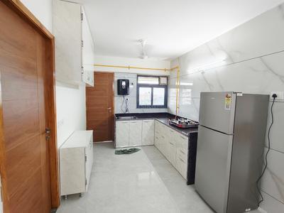Kitchen Image of 4000 Sq.ft 4 BHK Duplex for rent in Royal Revanta 3, Kudasan Gandhinagar for Rs. 53000