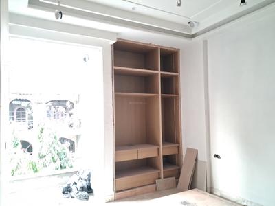 Bedroom Image of 1800 Sq.ft 3 BHK Builder Floor for sale in Punjabi Bagh New Delhi for Rs. 40000000