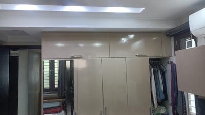 Bedroom Image of 1000 Sq.ft 2 BHK Apartment / Flat for sale in Pitampura New Delhi for Rs. 18000000