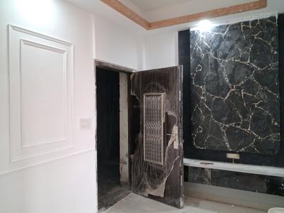 Living Room Image of 650 Sq.ft 1 BHK Apartment / Flat for sale in Sector 73 Noida for Rs. 2350000