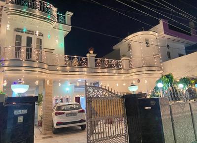 9 BHK Independent House