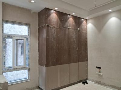 Bedroom Image of 1800 Sq.ft 3 BHK Builder Floor for sale in Paschim Vihar New Delhi for Rs. 37500000