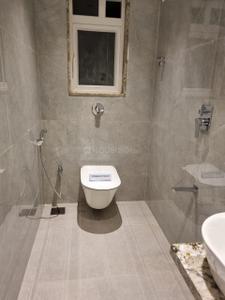 Bathroom Image of 700 Sq.ft 2 BHK Apartment / Flat for sale in Spenta Alta Vista, Chembur Mumbai for Rs. 16000000