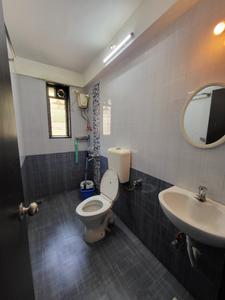 Bathroom Image of 1050 Sq.ft 2 BHK Apartment / Flat for sale in Chembur Mumbai for Rs. 17500000