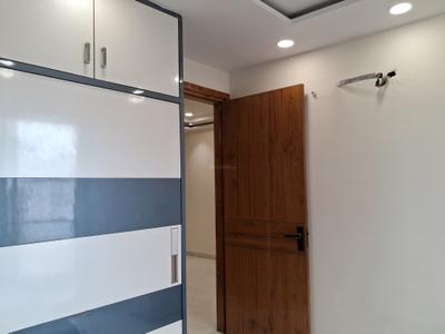 Bedroom Image of 900 Sq.ft 3 BHK Builder Floor for rent in Punjabi Bagh New Delhi for Rs. 35000