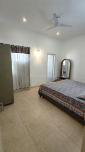 Bedroom Image of 3200 Sq.ft 4.5 BHK Villa for rent in Paramount Golfforeste Villas, Surajpur Greater Noida for Rs. 58000