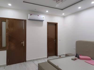 Bedroom Image of 2300 Sq.ft 4 BHK Builder Floor for sale in Rohini Extension New Delhi for Rs. 23500000