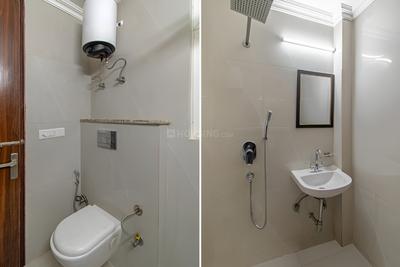 Bathroom Image of Saunter Co-Living in Sector 51 Gurgaon in Sector 51, Gurgaon