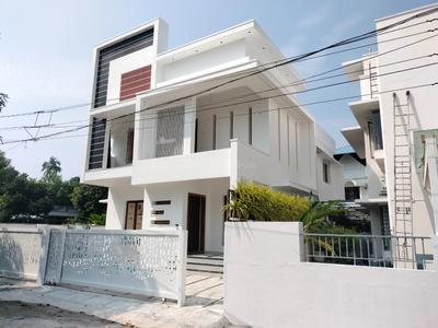 Image of 2500 Sq.ft 4 BHK Independent House for sale in Edappally, Kochi for Rs. 20000000