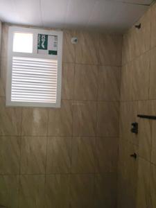 Common Bathroom Image of 1000 Sq.ft 2 BHK Apartment / Flat for sale in Siruseri Chennai for Rs. 5000000