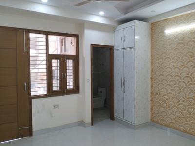 Bedroom Image of 1710 Sq.ft 4 BHK Apartment / Flat for sale in Rajendra Nagar Ghaziabad for Rs. 15900000