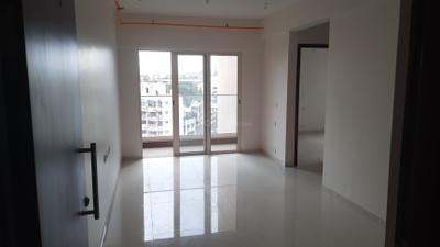 Living Room Image of 950 Sq.ft 2 BHK Apartment / Flat for rent in Kalpataru Vivant, Jogeshwari East Mumbai for Rs. 65000